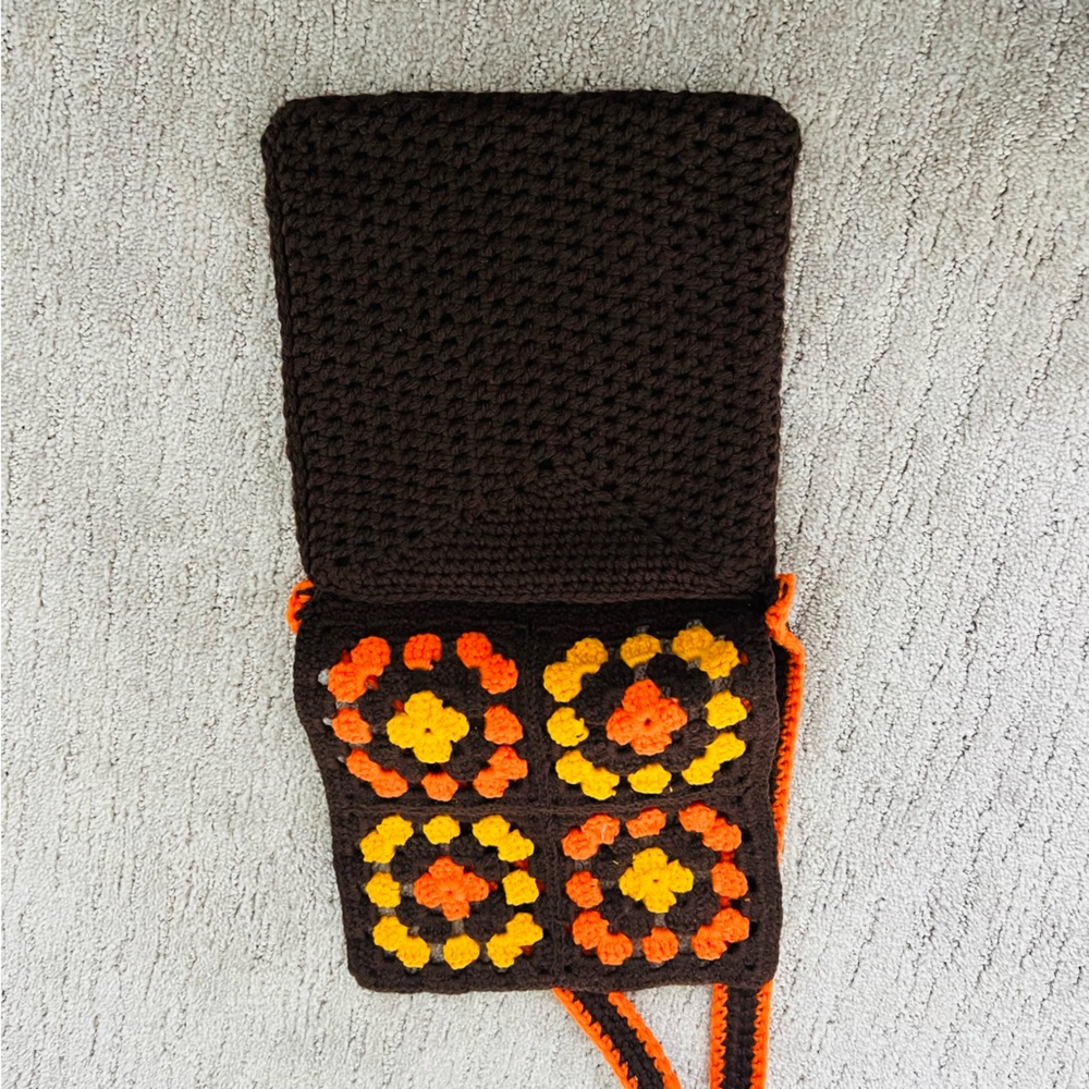 Vintage Crochet Orange and Brown Granny Square Purse - Picture 7 of 11